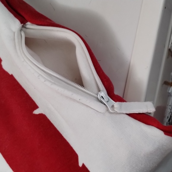 Skyline Wear Size: Adult XL American Flag Print Hooded Jumpsuit. - Picture 9 of 12